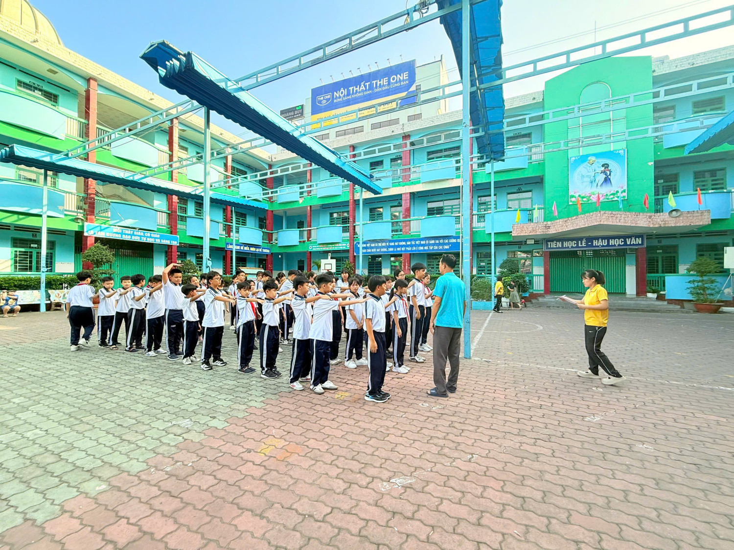 z7370076687674 07eb3937938548afd9e8afb9dcc4cdc8